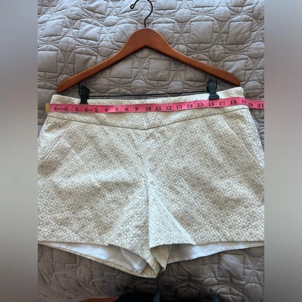Lilly Pulitzer MAKENNA COCKTAIL SHORT GOLD METALLIC DOTTED JACQUARD